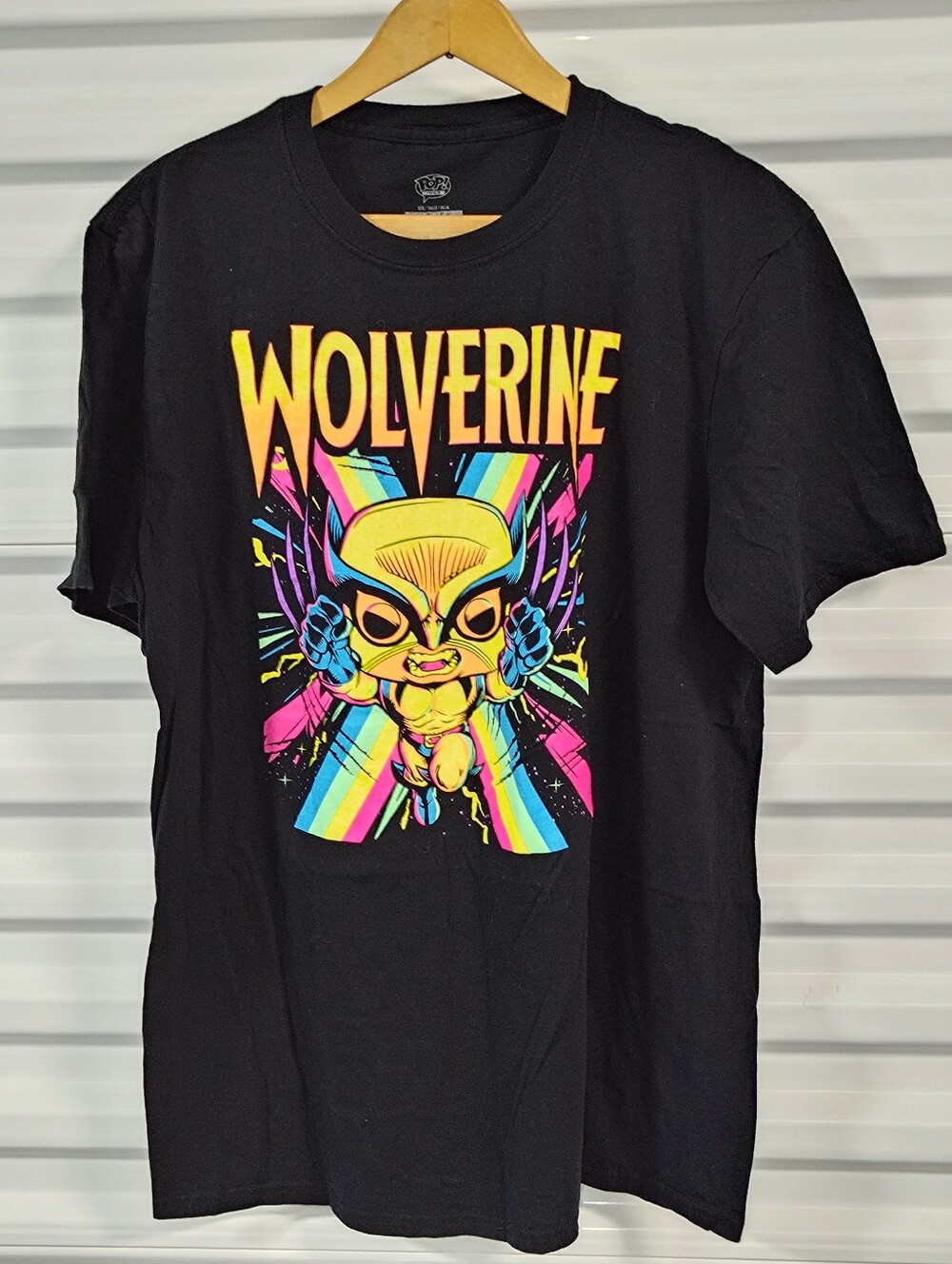 Marvel Funko Pop Blacklight Crewneck Short Sleeve T-shirt Unisex Size L